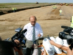 Traian Basescu si autostrazile